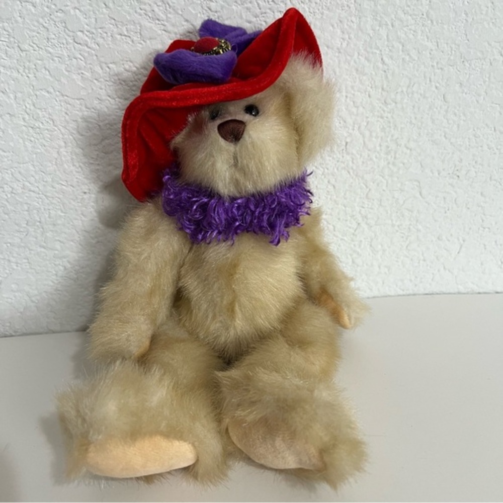 Ganz Garnette Vintage Poseable Bear Red Hat Purple Scarf Stuffed Bear